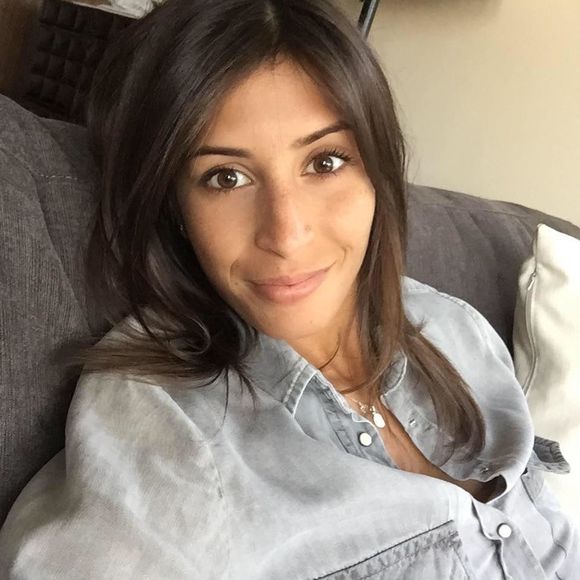 Meet your Posher, Cynthia - Picture 1 of 1